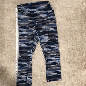 Size 10 high wasted camo Wunder Under Lululemon